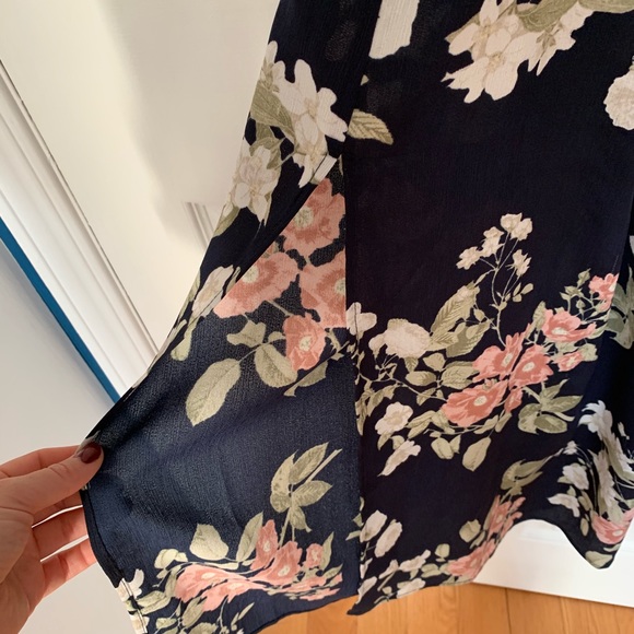 *SOLD FB* navy floral high neck maxi dress - Picture 5 of 7